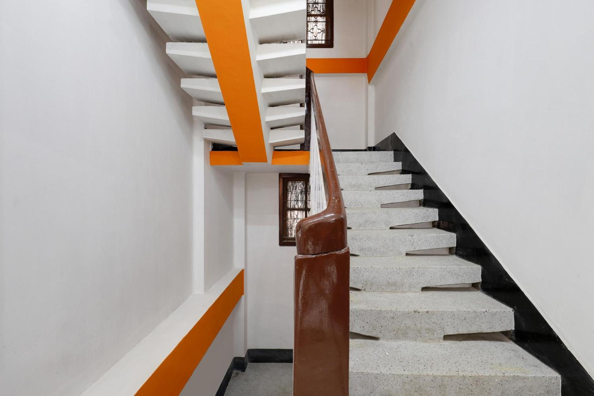 Spot On Hotel Nor' - East Guwahati Esterno foto