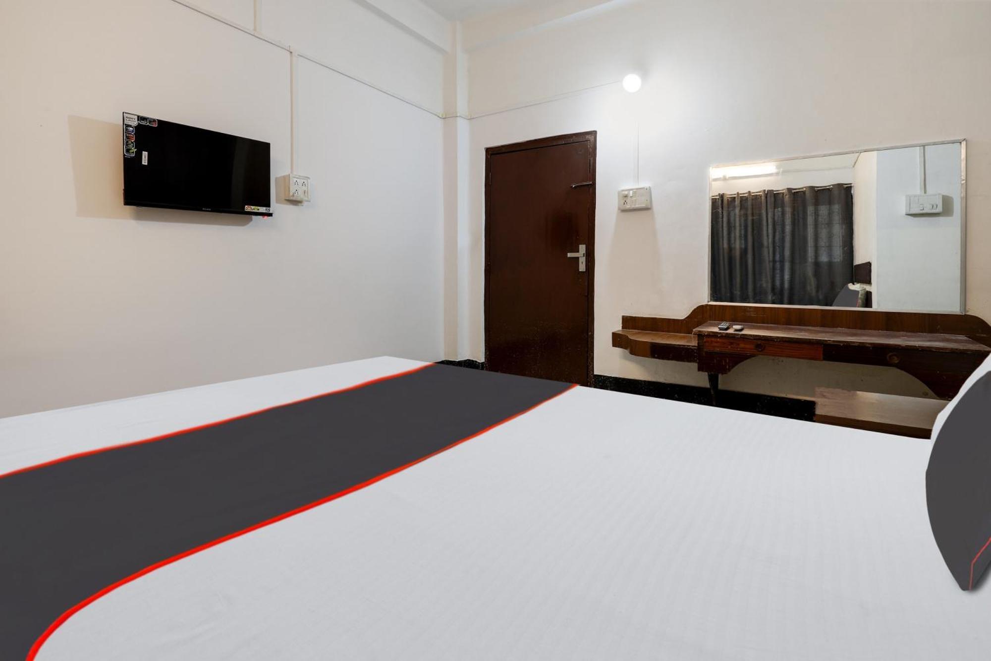 Spot On Hotel Nor' - East Guwahati Esterno foto